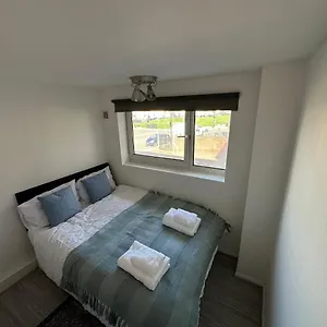 Guest house Cozy For Single Use, London