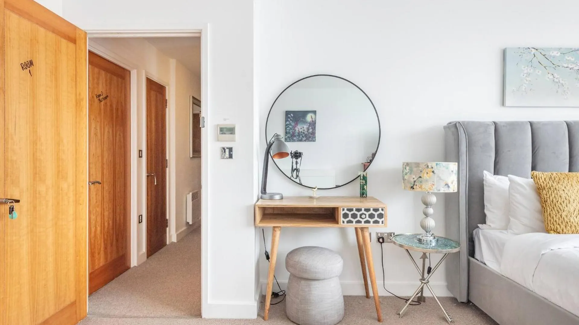 Serene Waterfront Rooms - Excel London 0*,  United Kingdom